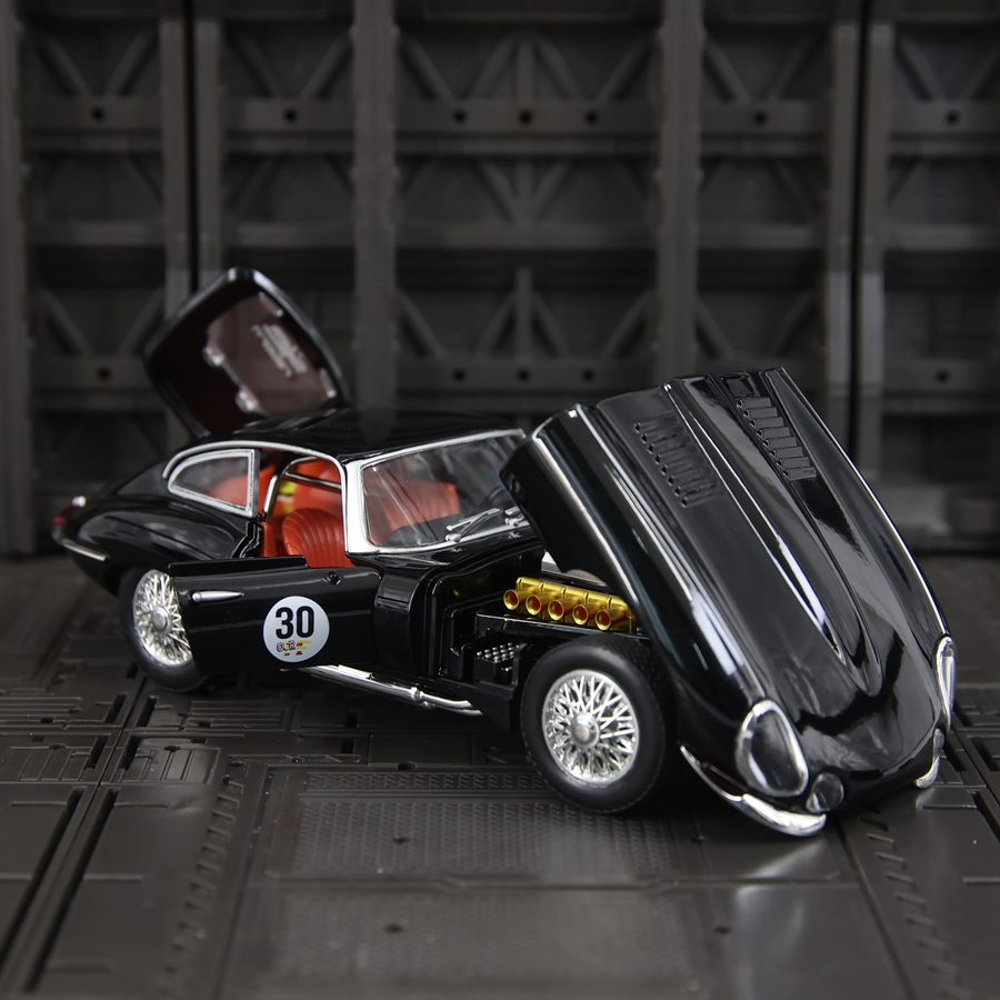 1: 24 simulation Jaguar E-Type - Car Care 评论和价格
